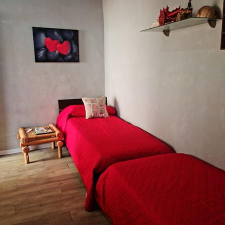 La Casa Di Mimi' Apartman Cefalù Kültér fotó